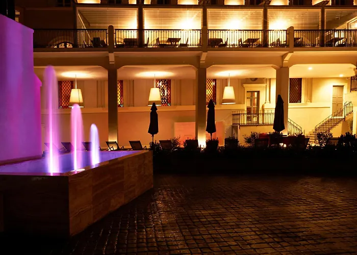 The Building 4*