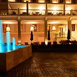 Hotell The Building