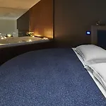 The Building 4* Rom