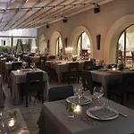 The Building 4*