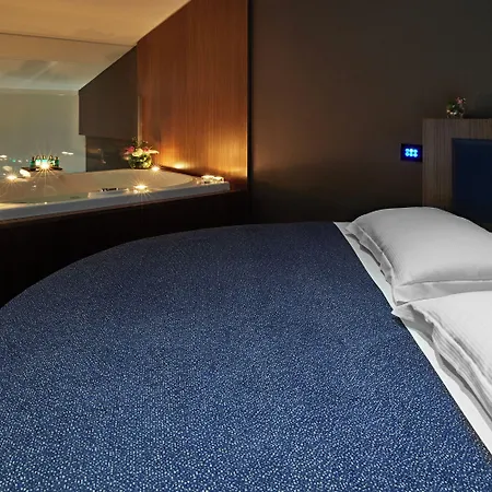 ザ ビルディング 4*